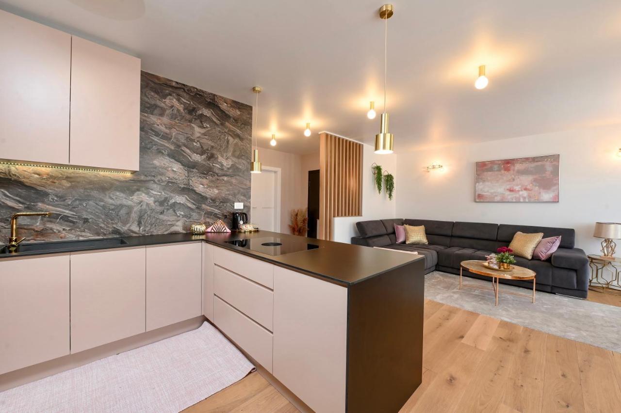 S Design Apartment Zadar Buitenkant foto