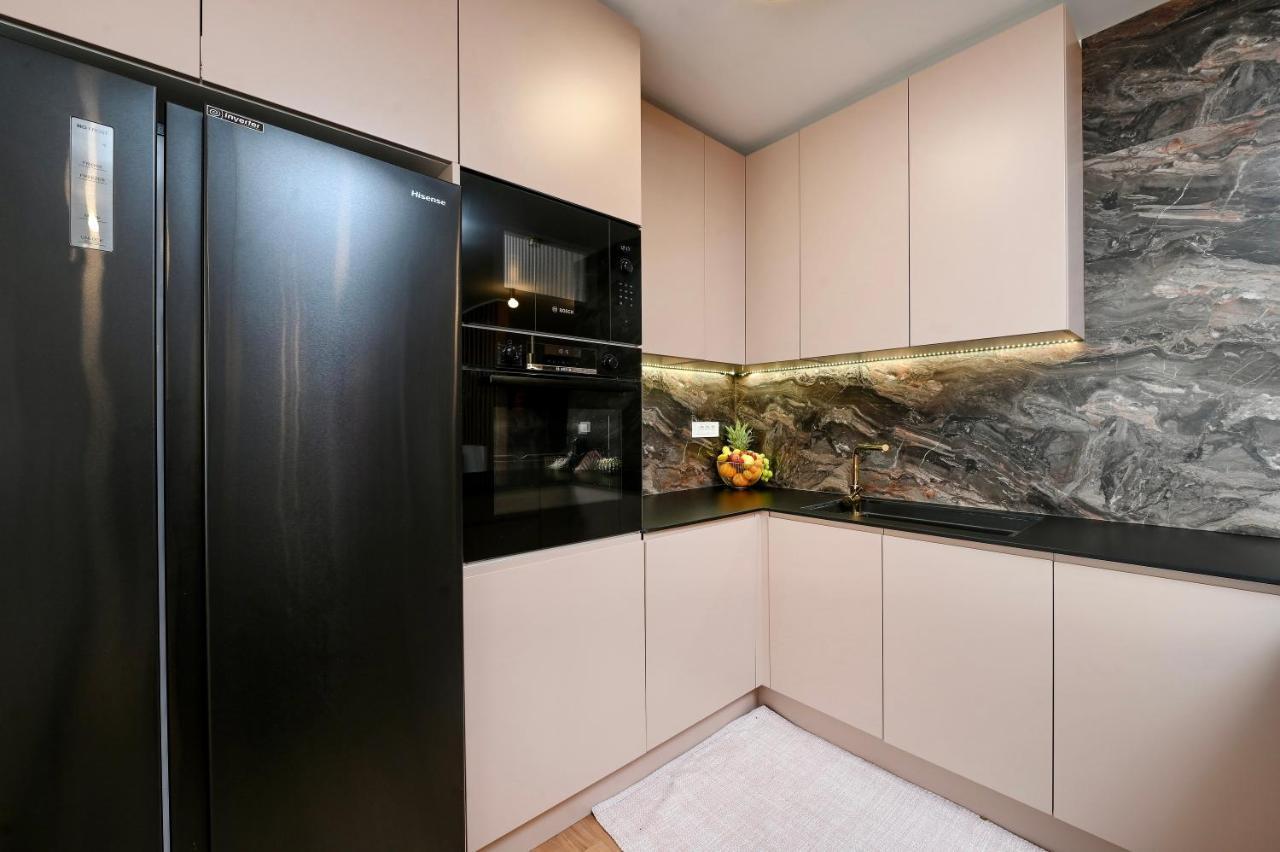S Design Apartment Zadar Buitenkant foto